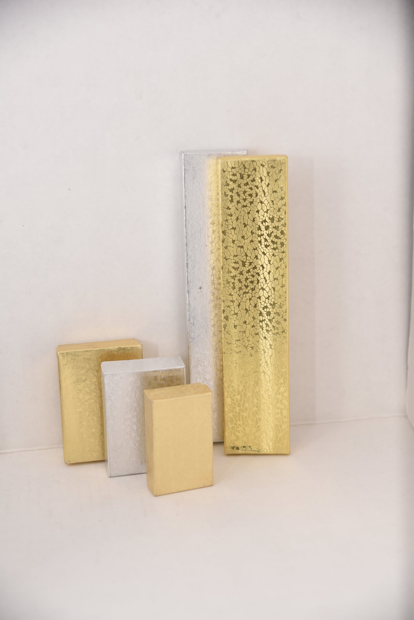 New Era Pharmacy: Small Jewelry Boxes Gold and Silver