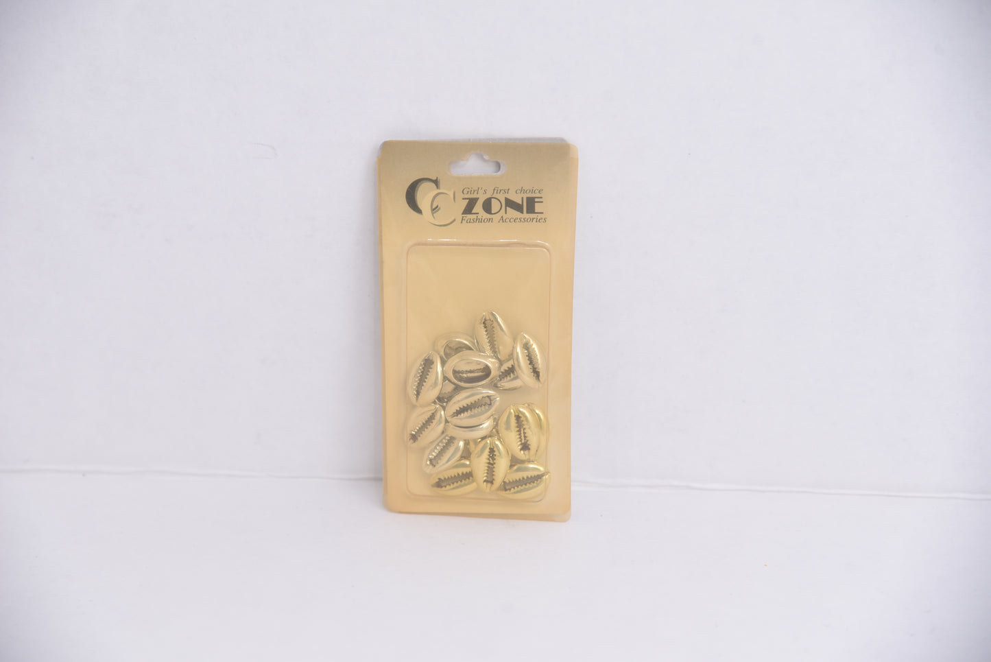 CC Zone: Cowrie Beads